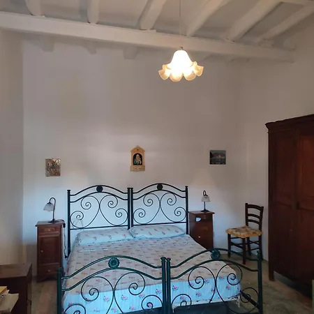 Casa Amena Con Ampio Terrazzo E Giardino