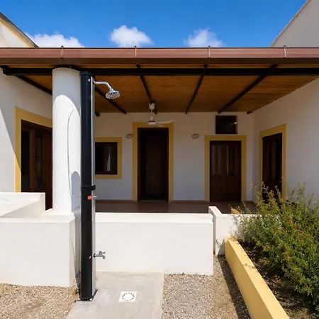 Casa Amena Con Ampio Terrazzo E Giardino Λίπαρι