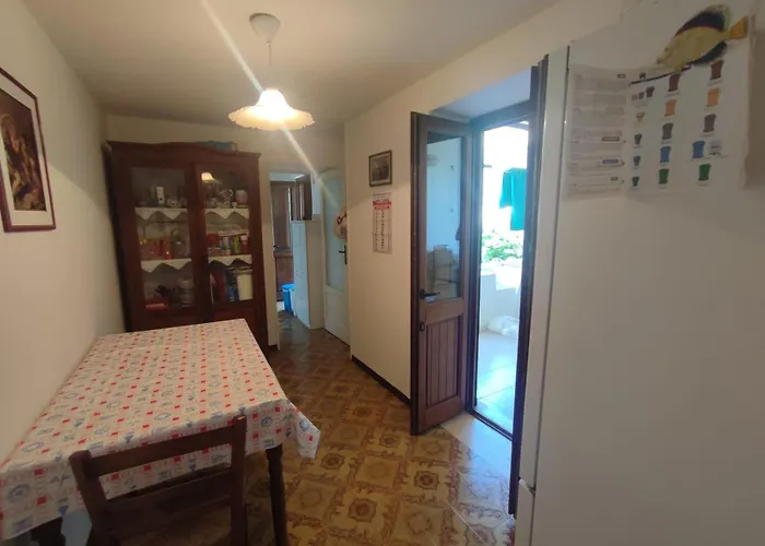 Casa Amena Con Ampio Terrazzo E Giardino * Lipari (Isola Lipari)